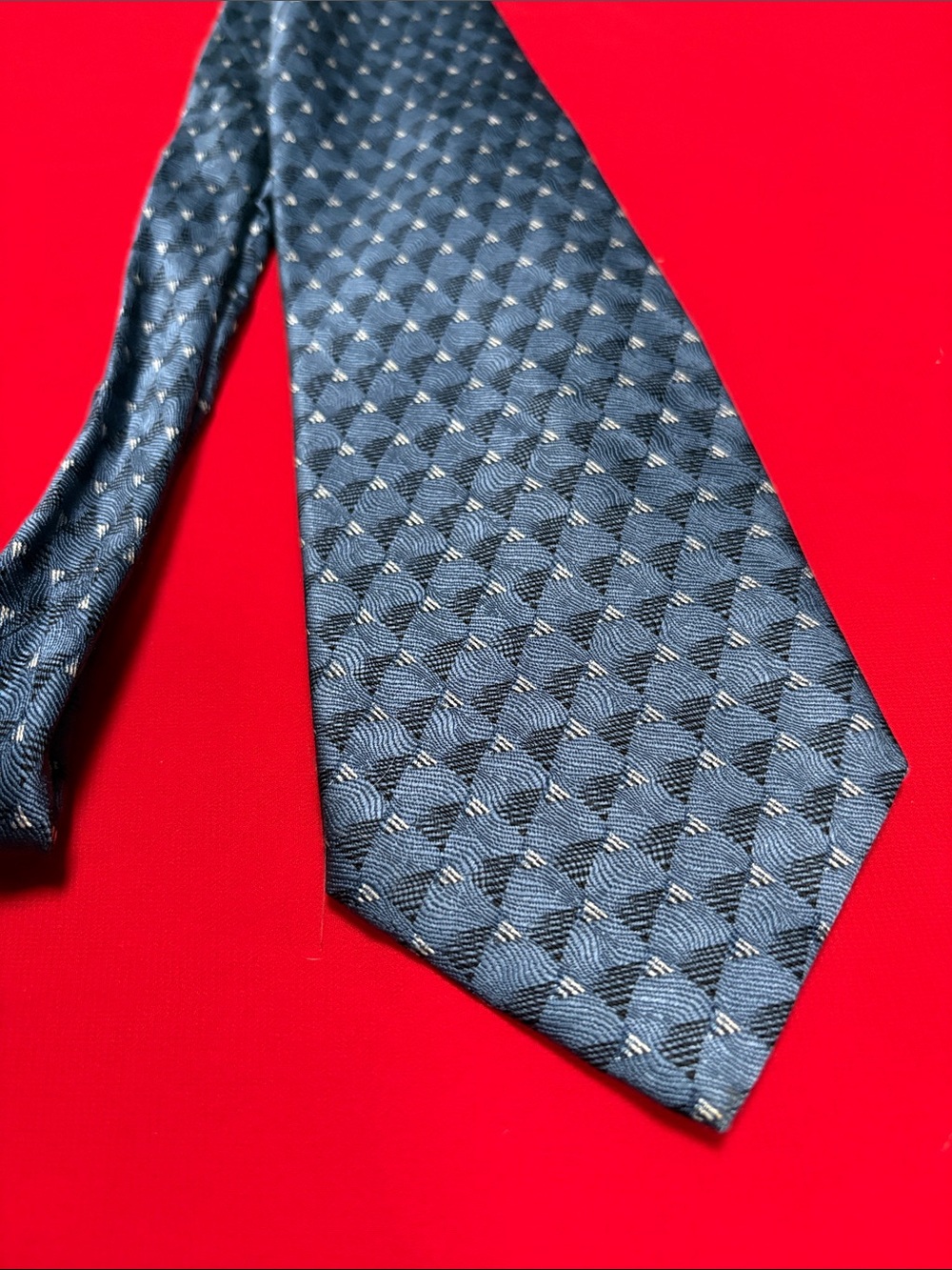 Roffe vintage silk tie.